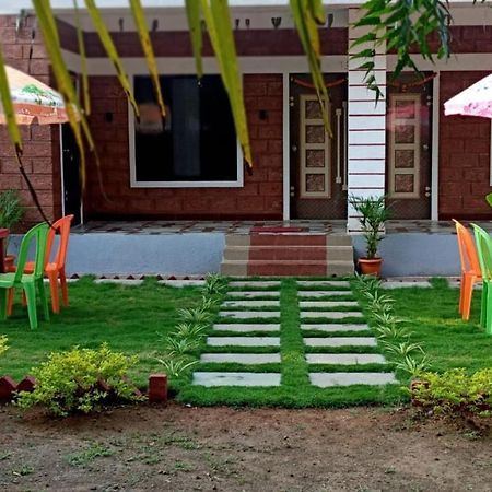 Coconut Village Resort Alibag Luaran gambar